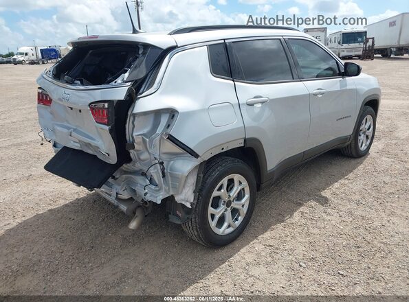 3C4NJDBN5ST517173 2025 JEEP COMPASS Silver Trasero derecho