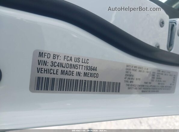 3C4NJDBN5TT193644 2026 JEEP COMPASS White Engine compartment view