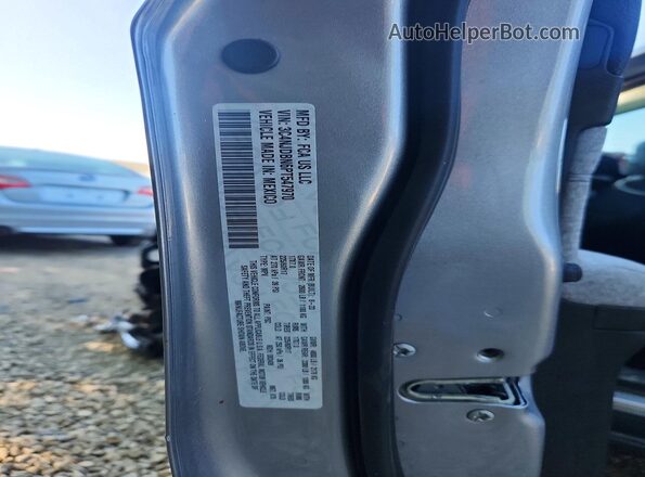 3C4NJDBN6PT547970 2023 JEEP COMPASS Silver Панорамний вид салону 360°