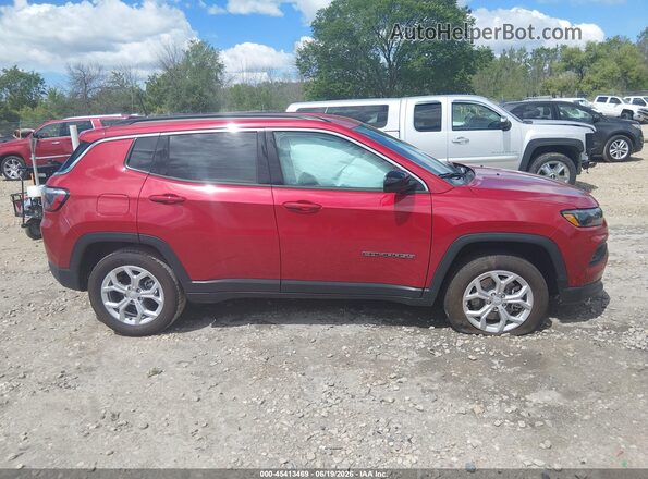 3C4NJDBN6RT175680 2024 JEEP COMPASS Red Vista interior trasera