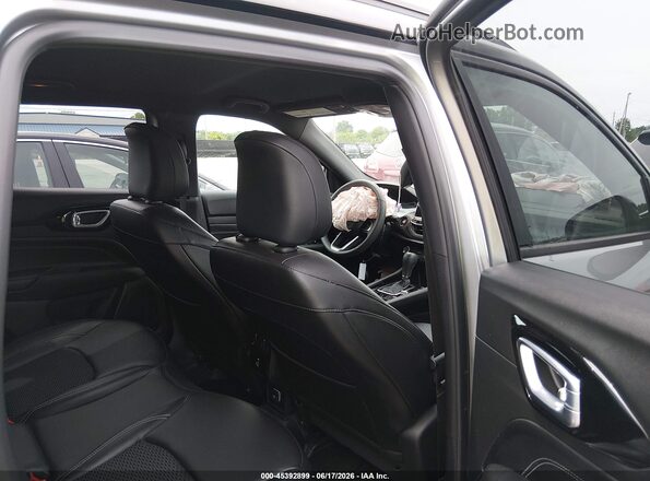 3C4NJDBN6RT602503 2024 JEEP COMPASS Gray Widok naklejki z numerem VIN