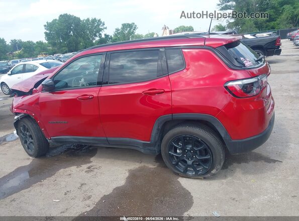 3C4NJDBN6ST607383 2025 JEEP COMPASS Red Widok wnętrza z tyłu