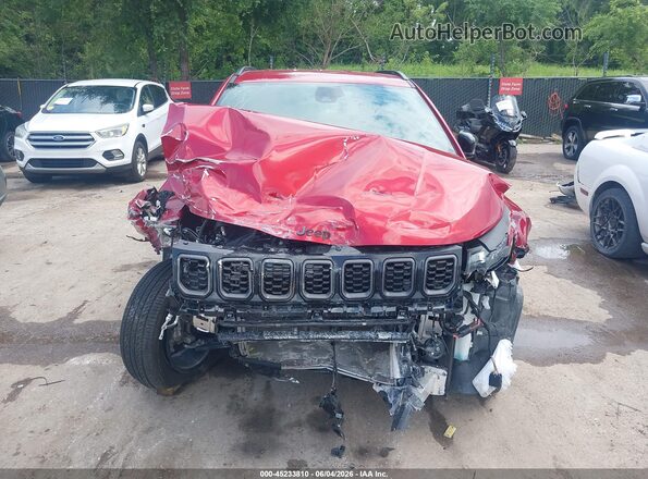 3C4NJDBN6ST607383 2025 JEEP COMPASS Red Widok deski rozdzielczej