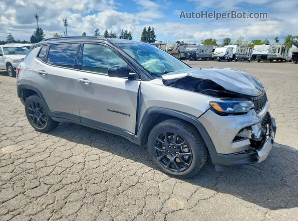 3C4NJDBN7PT502262 2023 JEEP COMPASS Silver Front right