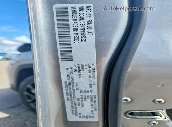 3C4NJDBN7PT502262 2023 JEEP COMPASS Silver Engine compartment view