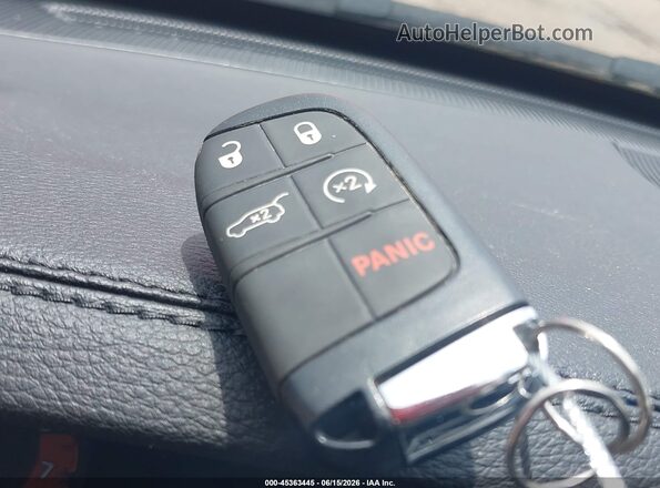 3C4NJDBN7ST548697 2025 JEEP COMPASS Red Առջևի վահանակի տեսք