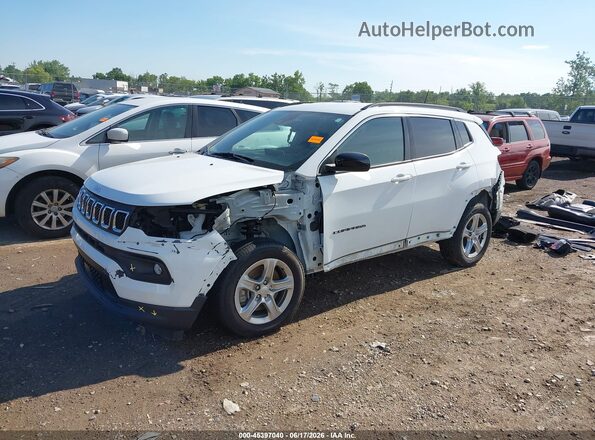3C4NJDBN8PT527087 2023 JEEP COMPASS White Front left