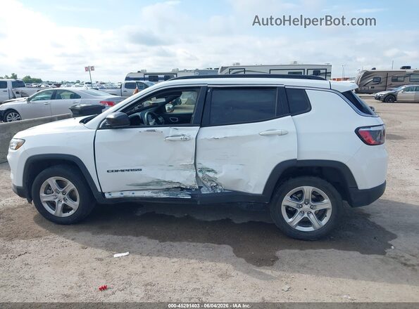 3C4NJDBN8PT553382 2023 JEEP COMPASS White 360 interior view