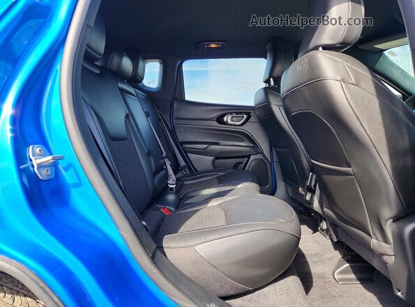 3C4NJDBN8RT599460 2024 JEEP COMPASS Blue Սալոնի հետևի տեսք