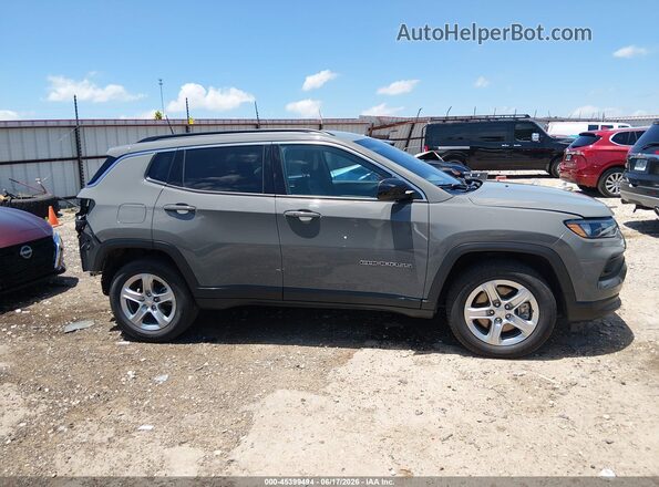 3C4NJDBN8RT606066 2024 JEEP COMPASS Gray 