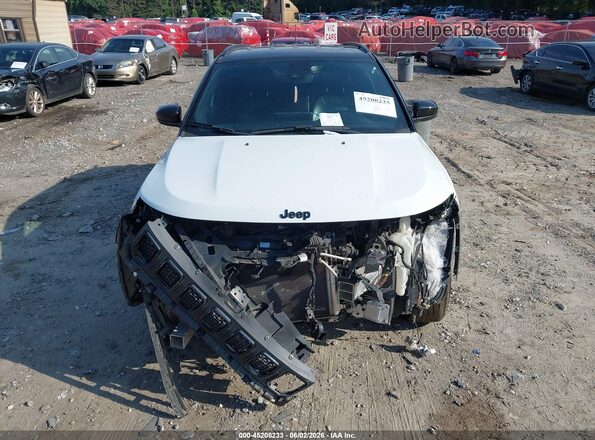 3C4NJDBN9PT539829 2023 JEEP COMPASS White Vista del cuadro de instrumentos