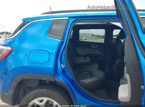 3C4NJDBN9RT129390 2024 JEEP COMPASS Blue Vista de la etiqueta del VIN