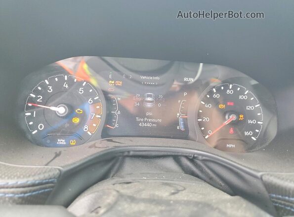 3C4NJDBN9ST517872 2025 JEEP COMPASS Silver Instrument cluster view