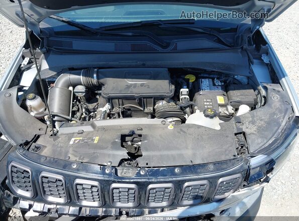 3C4NJDBNXRT156971 2024 JEEP COMPASS Silver Вид ззаду
