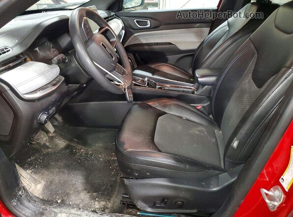 3C4NJDBNXRT593630 2024 JEEP COMPASS Бордовый Вид салона спереди