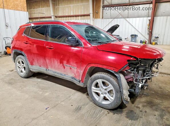 3C4NJDBNXRT593630 2024 JEEP COMPASS Бордовый Передняя правая четверть