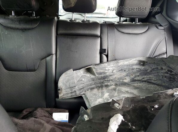 3C4NJDBNXST503012 2025 JEEP COMPASS White Вид задніх сидінь