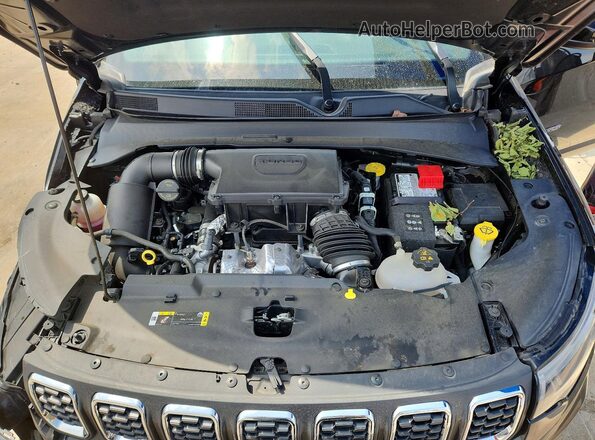3C4NJDBNXST508985 2025 JEEP COMPASS Black Շարժիչի բաժամունքի տեսք