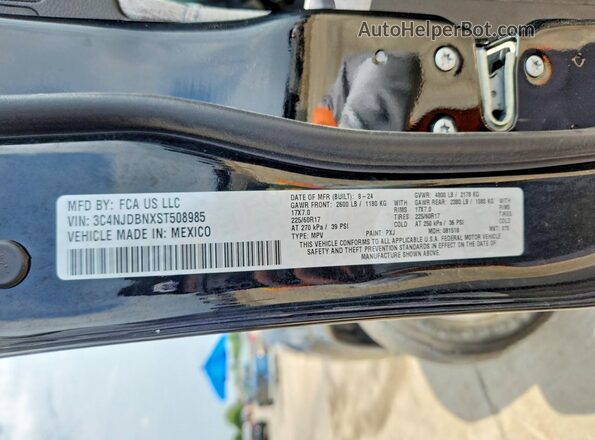 3C4NJDBNXST508985 2025 JEEP COMPASS Black VIN կոդի պիտակի տեսք