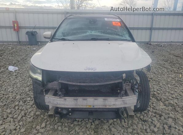 3C4NJDCB0HT689091 2017 JEEP COMPASS White 