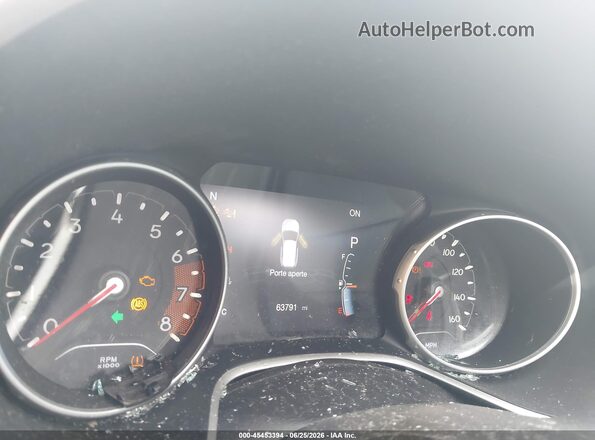 3C4NJDCB0JT245702 2018 JEEP COMPASS White Widok tylnych siedzeń