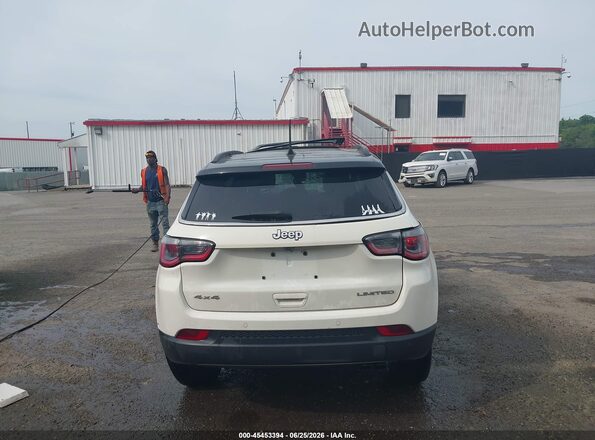 3C4NJDCB0JT245702 2018 JEEP COMPASS White 