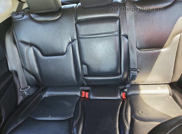 3C4NJDCB0JT332516 2018 JEEP COMPASS Черный 