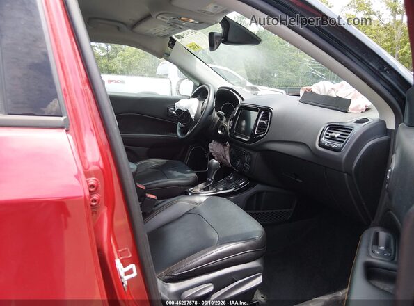 3C4NJDCB0JT354466 2018 JEEP COMPASS Red Widok wnętrza z przodu