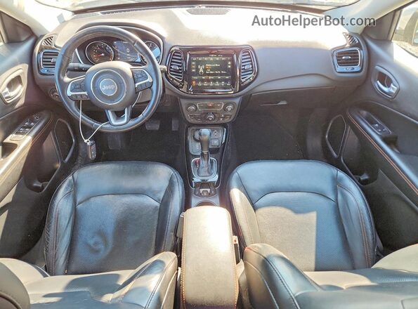 3C4NJDCB1JT175191 2018 JEEP COMPASS White 
