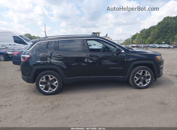 3C4NJDCB1JT263867 2018 JEEP COMPASS Black Вид задньої частини салону