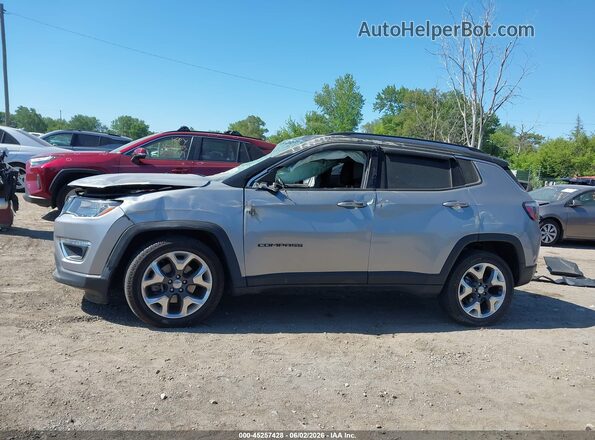 3C4NJDCB1KT767627 2019 JEEP COMPASS Silver 