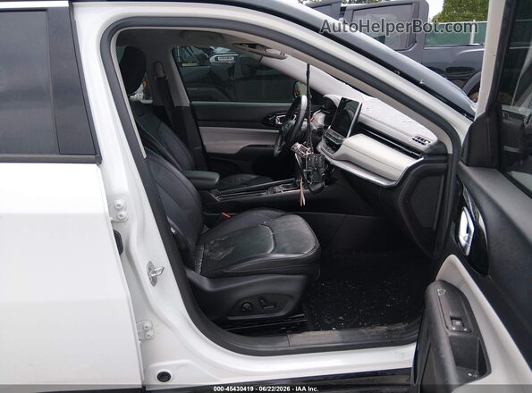 3C4NJDCB1NT121931 2022 JEEP COMPASS White Vista interior delantera