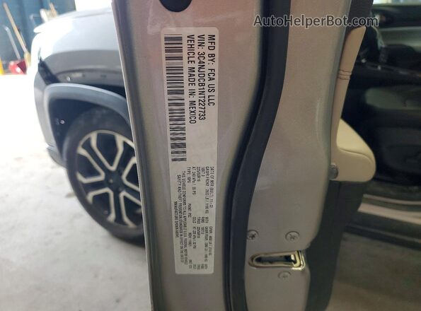 3C4NJDCB1NT227733 2022 JEEP COMPASS Silver Widok naklejki z numerem VIN
