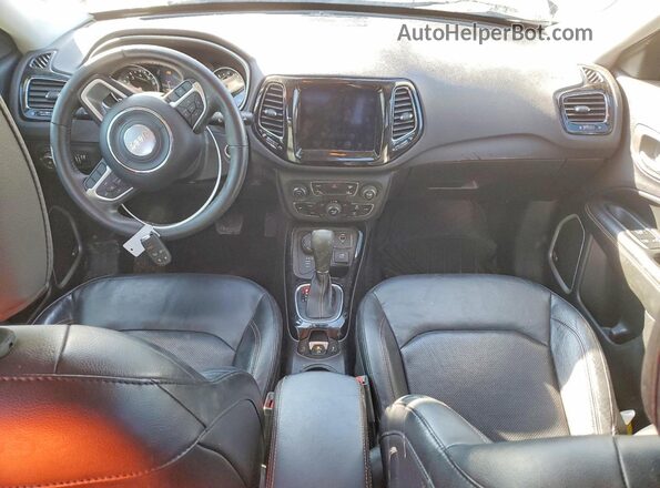 3C4NJDCB2HT688587 2017 JEEP COMPASS White Вид панелі приладів