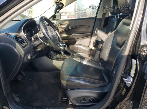 3C4NJDCB2JT332808 2018 JEEP COMPASS Black Front interior view