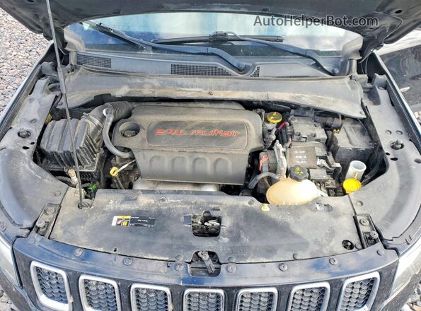 3C4NJDCB2JT332808 2018 JEEP COMPASS Black Engine compartment view