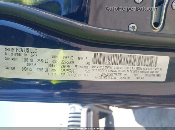 3C4NJDCB2KT787403 2019 JEEP COMPASS Blue Շարժիչի բաժամունքի տեսք