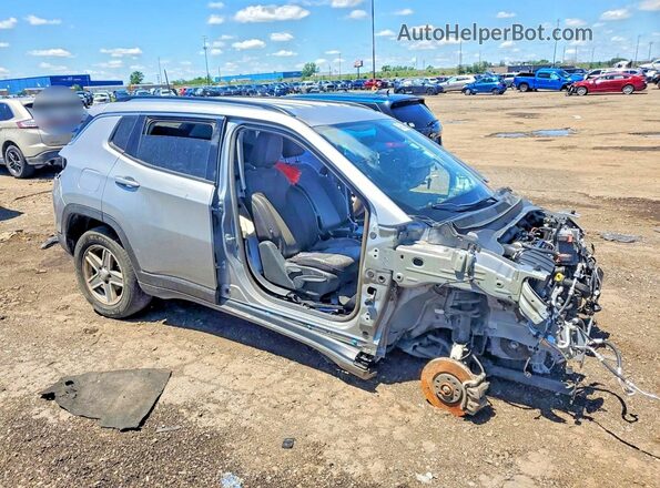 3C4NJDCB2KT854257 2019 JEEP COMPASS Silver Передня права чверть