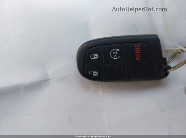 3C4NJDCB2MT515288 2021 JEEP COMPASS Белый Вид панели приборов