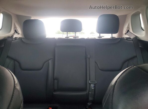 3C4NJDCB2MT554852 2021 JEEP COMPASS Белый Вид задних сидений