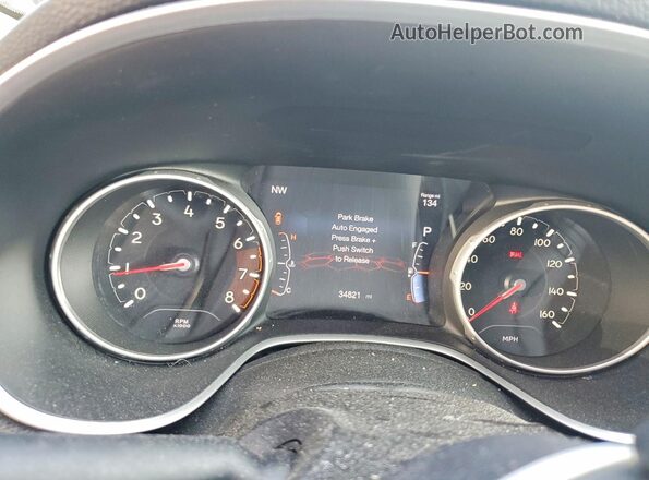 3C4NJDCB2MT554852 2021 JEEP COMPASS Белый Вид щитка приборов