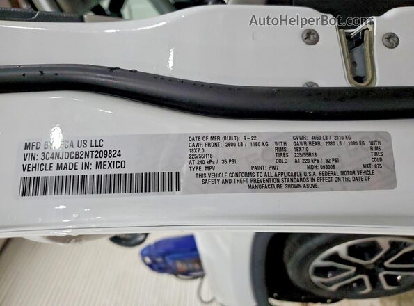 3C4NJDCB2NT209824 2022 JEEP COMPASS Белый 