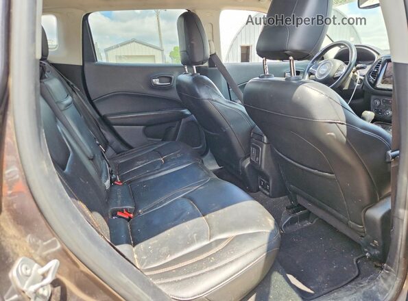 3C4NJDCB3JT281965 2018 JEEP COMPASS Gray Հետևի նստատեղերի տեսք