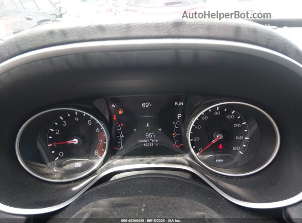3C4NJDCB3JT470390 2018 JEEP COMPASS Black Rear seats view