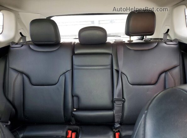 3C4NJDCB4KT791159 2019 JEEP COMPASS Silver Rear seats view