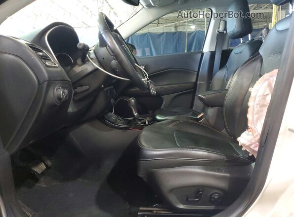 3C4NJDCB4LT101332 2020 JEEP COMPASS White Widok wnętrza z przodu