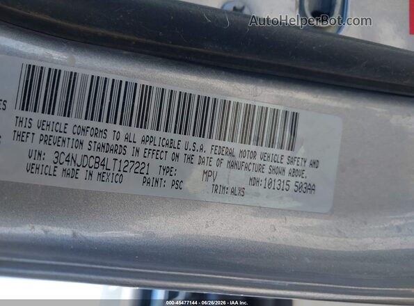 3C4NJDCB4LT127221 2020 JEEP COMPASS Silver Engine compartment view