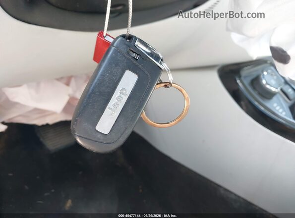 3C4NJDCB4LT127221 2020 JEEP COMPASS Silver Dashboard view