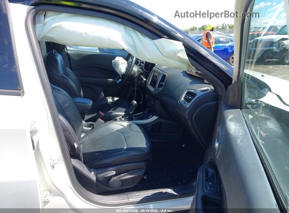 3C4NJDCB4LT168979 2020 JEEP COMPASS White წინა სალონის ხედი