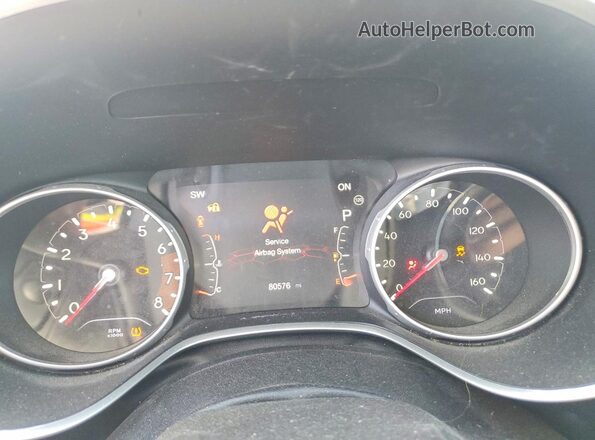 3C4NJDCB4LT240294 2020 JEEP COMPASS Серебряный 